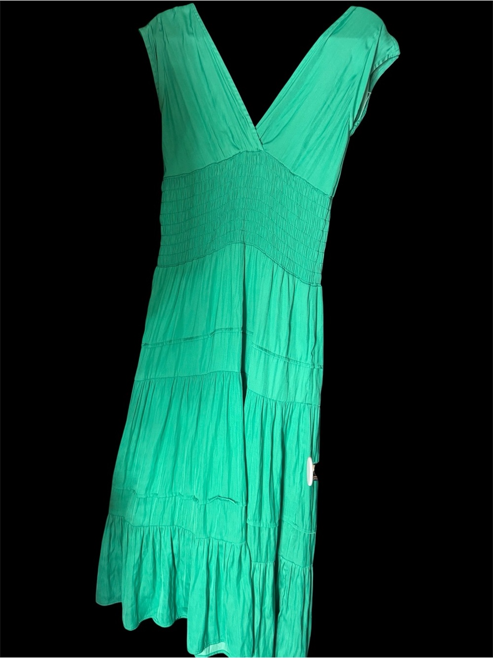 Women's Green V-Neck Tiered Dress